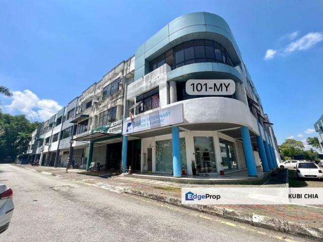 Shop for sale in Petaling, Alam Impian