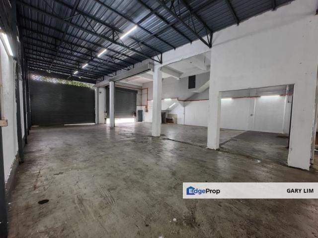 Warehouse for sale in Petaling, Alam Impian