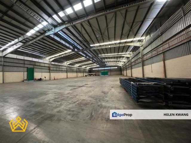 Warehouse for rent in Petaling, Alam Impian