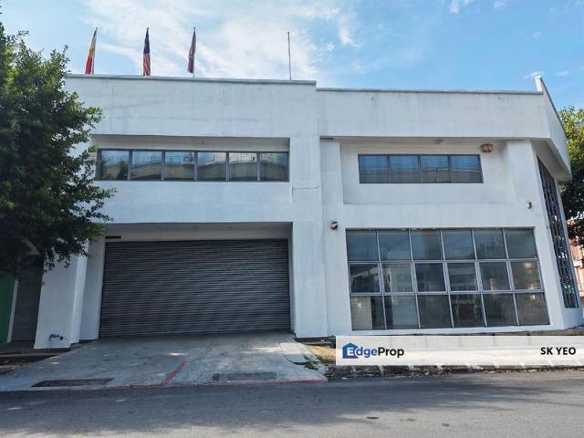 Warehouse for rent in Petaling, Alam Impian