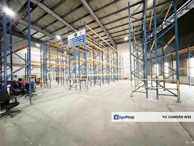 Warehouse for rent in Petaling, Alam Impian
