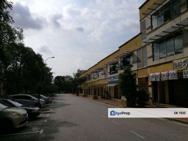 Shop for sale in Petaling, Alam Impian