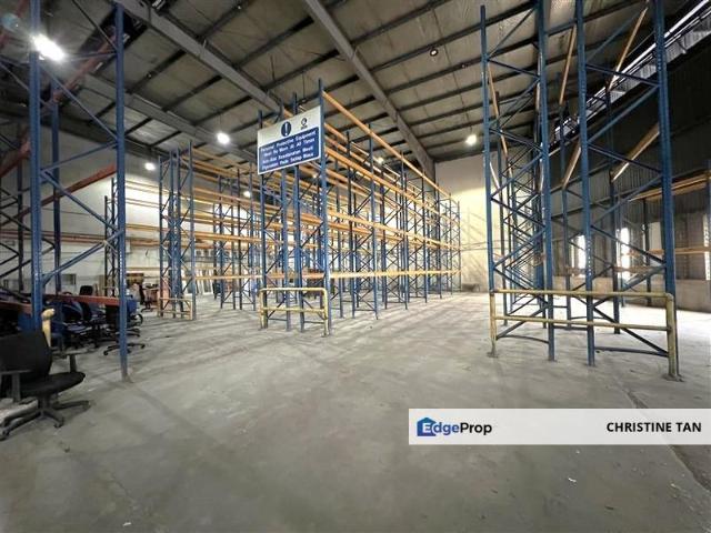 Warehouse for rent in Petaling, Alam Impian