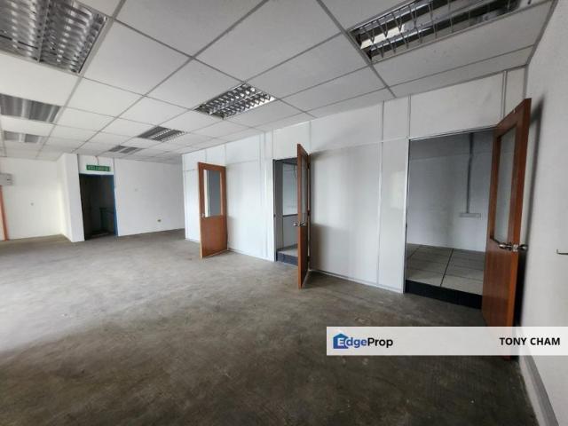 Warehouse for rent in Petaling, Alam Impian