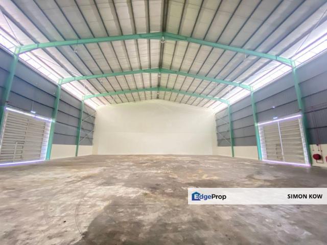 Warehouse for rent in Petaling, Alam Impian