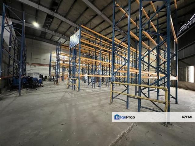 Warehouse for rent in Petaling, Alam Impian