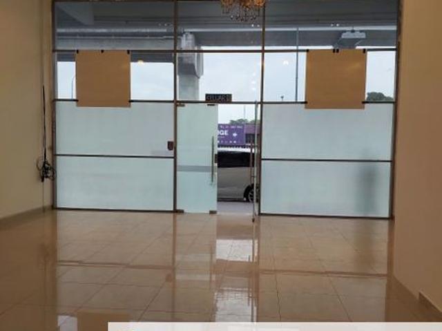 Shop for rent in Petaling, Alam Impian