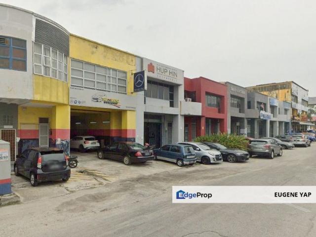 Warehouse for rent in Petaling, Alam Impian