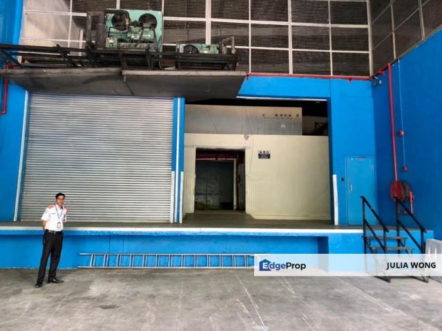 Warehouse for rent in Petaling, Alam Impian
