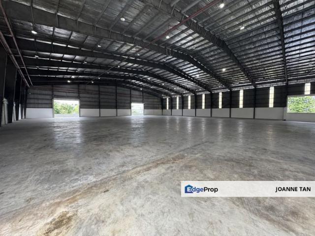 Warehouse for rent in Petaling, Alam Impian