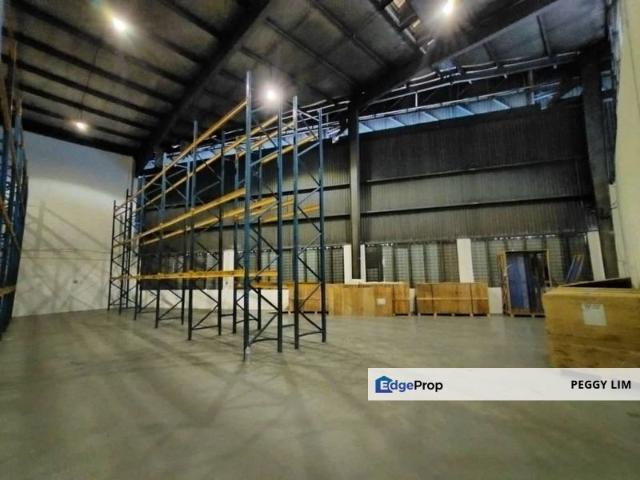 Warehouse for rent in Petaling, Alam Impian
