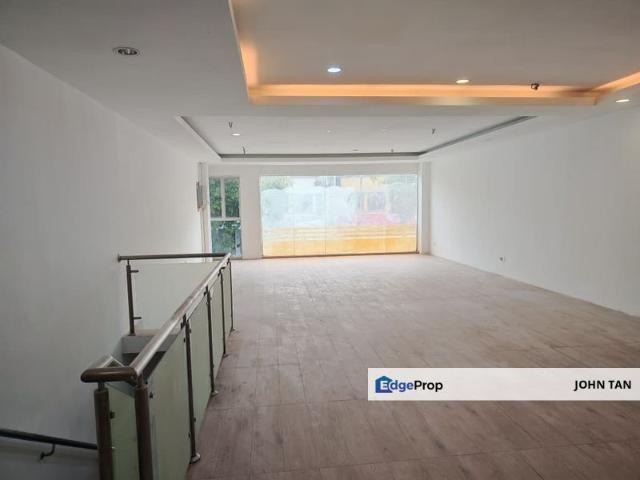 Shop for rent in Petaling, Alam Impian