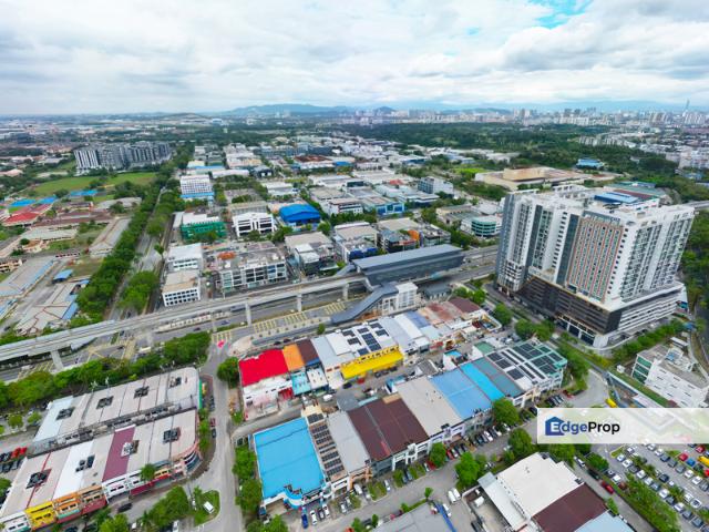 Shop for sale in Petaling, Alam Impian
