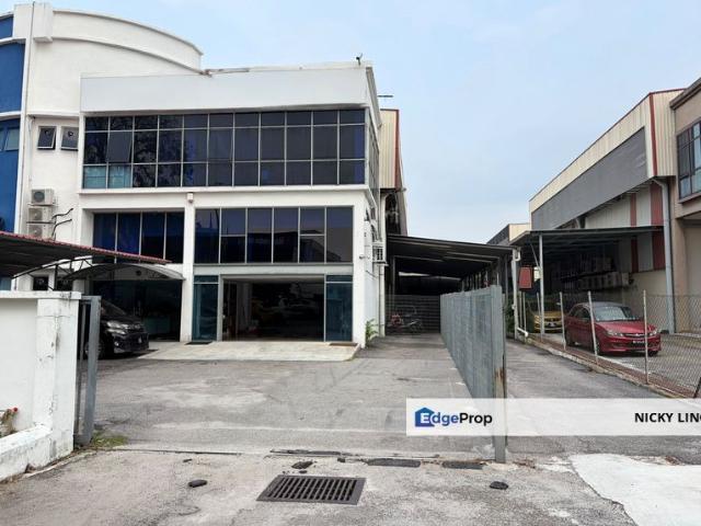 Warehouse for rent in Seksyen U1, Shah Alam