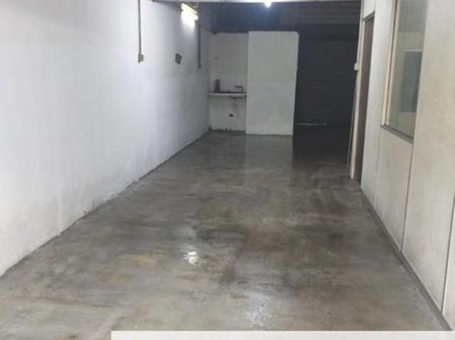 Warehouse for sale in Petaling, Alam Impian