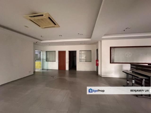 Warehouse for rent in Petaling, Alam Impian