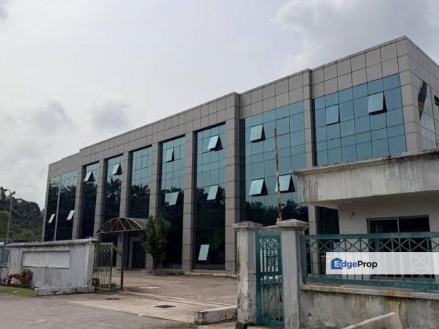 Warehouse for rent in Seksyen U1, Shah Alam