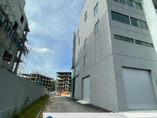 Warehouse for sale in Petaling, Alam Impian