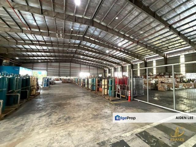 Warehouse for rent in Petaling, Alam Impian