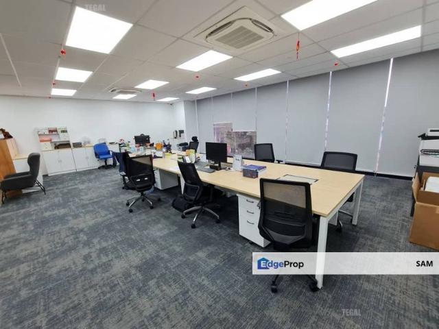Warehouse for rent in Petaling, Alam Impian
