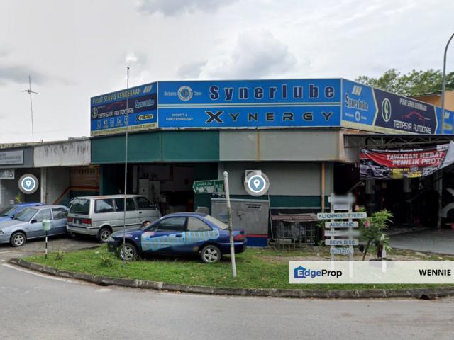 Warehouse for sale in Shah Alam, Petaling