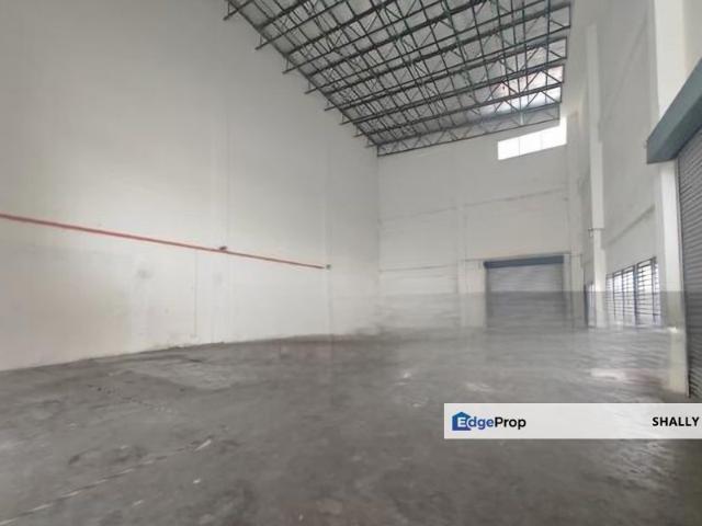 Warehouse for rent in Petaling, Alam Impian