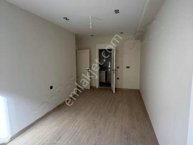 Van içerisinde kiralık mülk