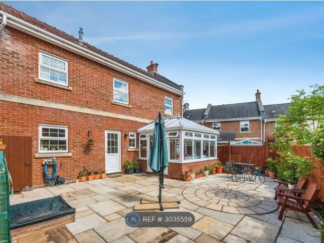 House for rent in Redhouse, Abbey Mead