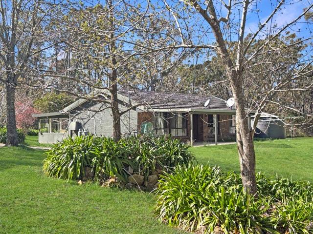 Cottage for sale in Colo Vale, New South Wales