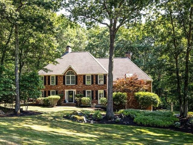 House for sale in Hopkinton, Massachusetts