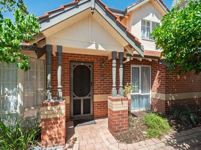 Townhouse for rent in Stirling, Western Australia