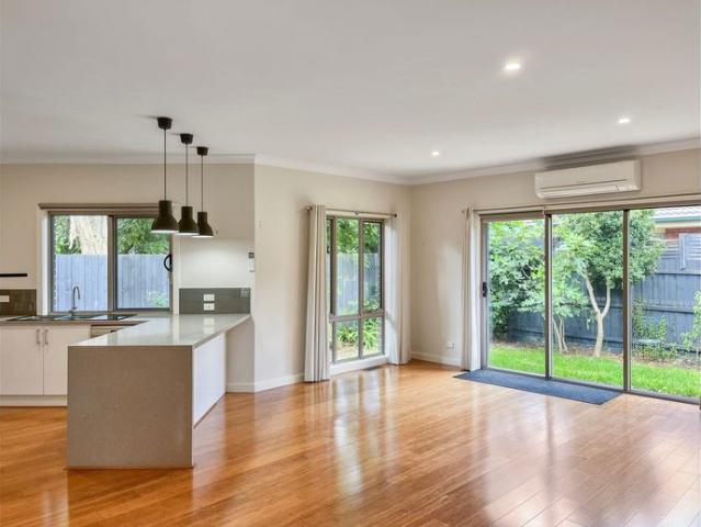 Apartment for rent in Bayswater North, Melbourne