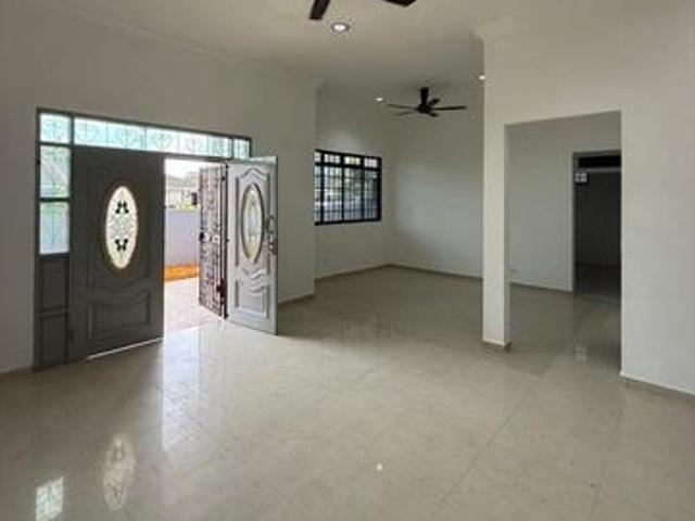 Bungalow for sale in Kuching