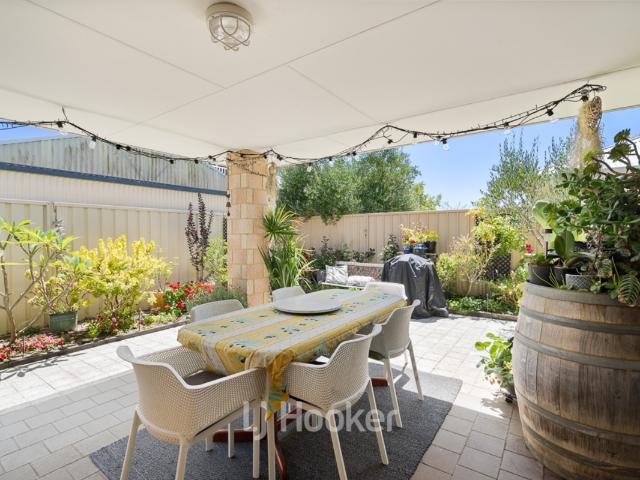 House for sale in Broadwater, Western Australia