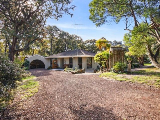 House for sale in Aireys Inlet, Victoria