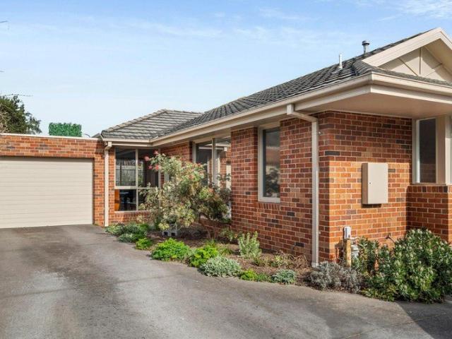 Villa for sale in Camerons Creek, Victoria