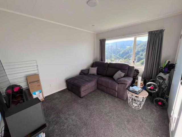 House for rent in Otakou