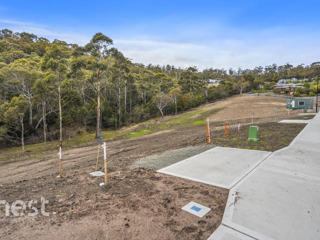 Land for sale in Geilston Bay