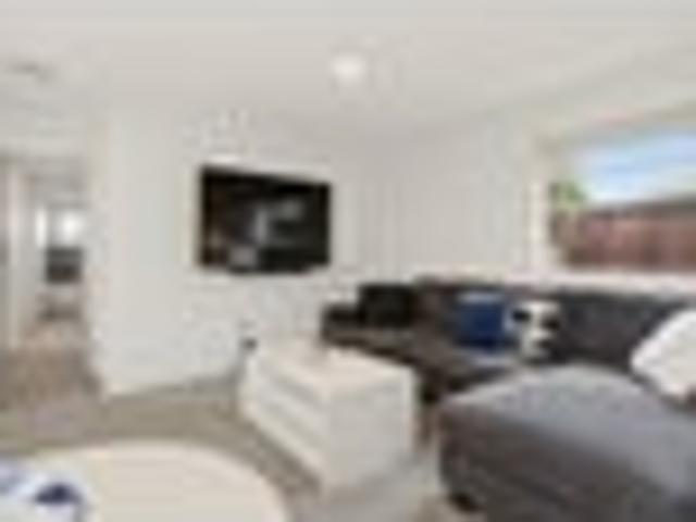 House for sale in Chaslands, Canterbury