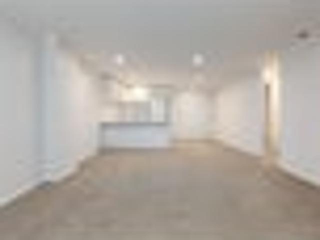Apartment for sale in Newton