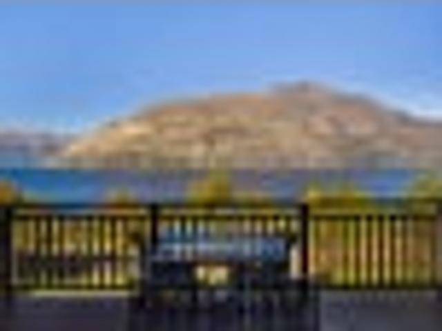 House for sale in Otakou