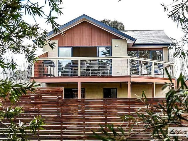 Townhouse for sale in Brimin, Victoria