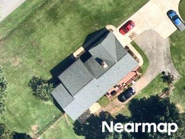 House for sale in Strickland Heights, Flowery Branch