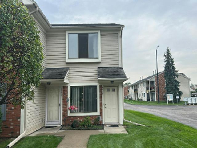 Condo for sale in Hidden Pines, Roseville