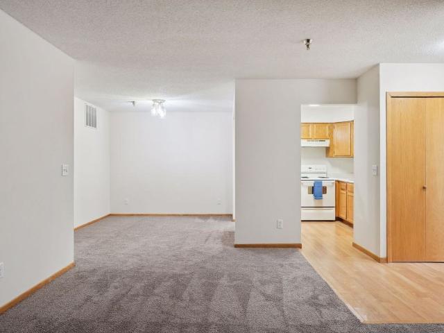 Apartment for rent in Coon Rapids, Minnesota