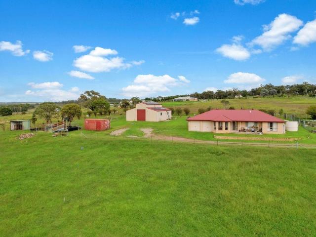 Cottage for sale in Marulan, New South Wales