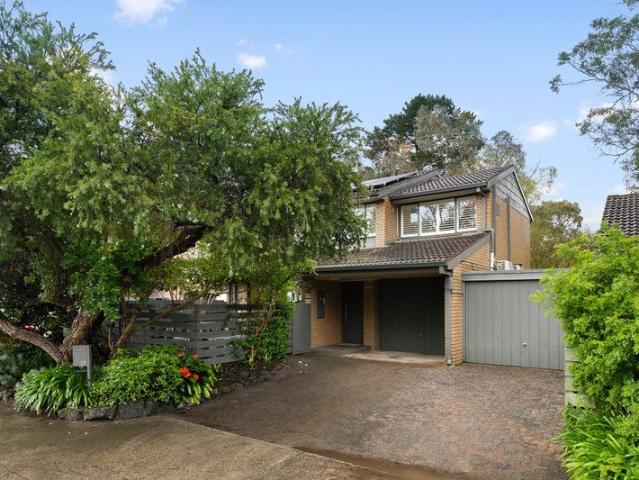 Townhouse for sale in Heathmont, Melbourne