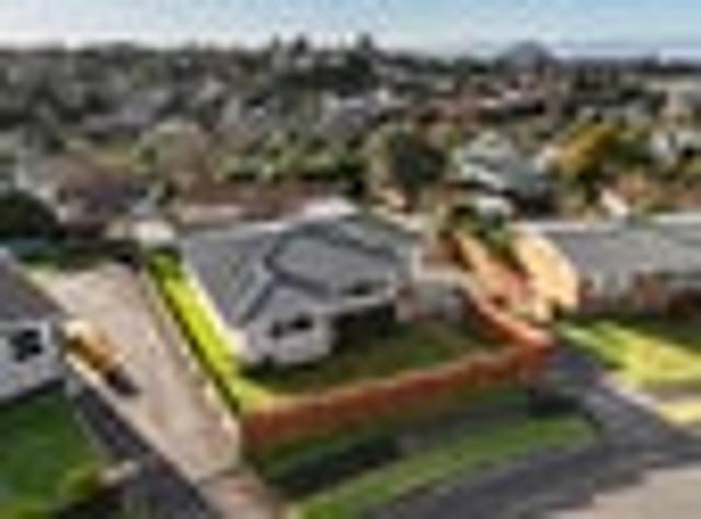 House for sale in Omokoroa, Bay Of Plenty