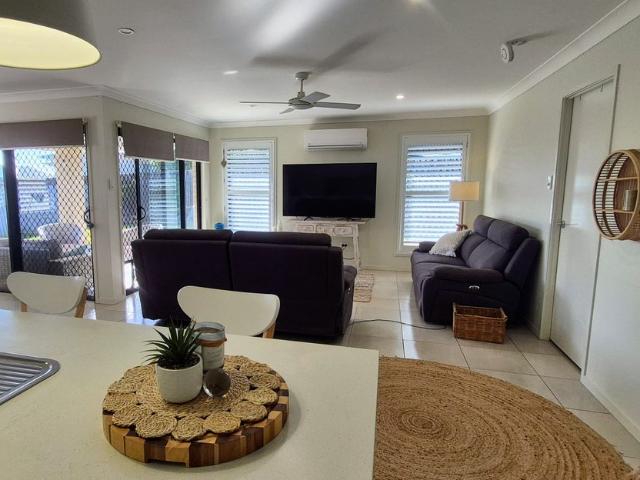 Room for rent in Hidden Valley, Queensland