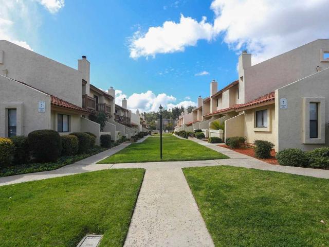 Apartment for rent in Escondido, California